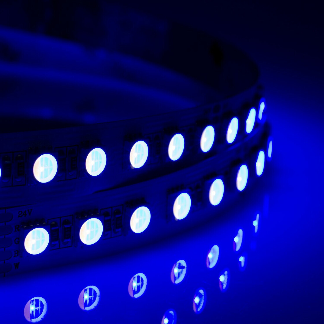DEMODU® PREMIUM RGBW LED Streifen 4 in 1 5m 5050 IP20, 49,99 €